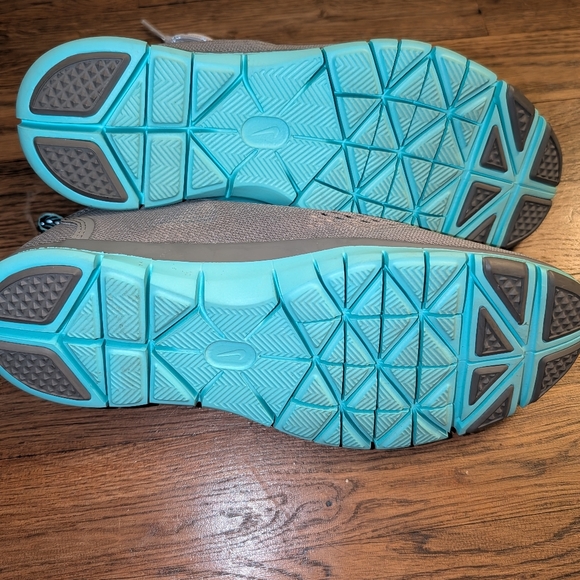 Nike Free 5.0 Lightweight Gym & Walking Shoes – Women’s 7.5 - Picture 7 of 9